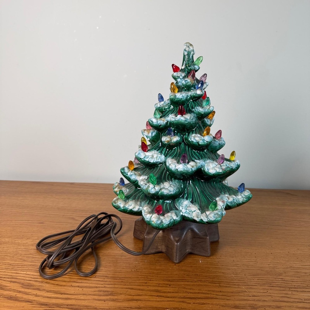 Vintage Ceramic Christmas Tree Lighted Tabletop Decor Flocked Atlantic Mold 1972